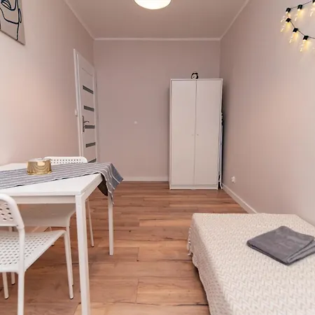Regem Wola Apartment *