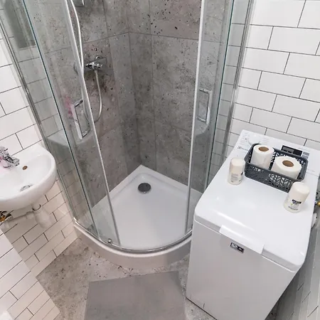 Regem Wola Apartment